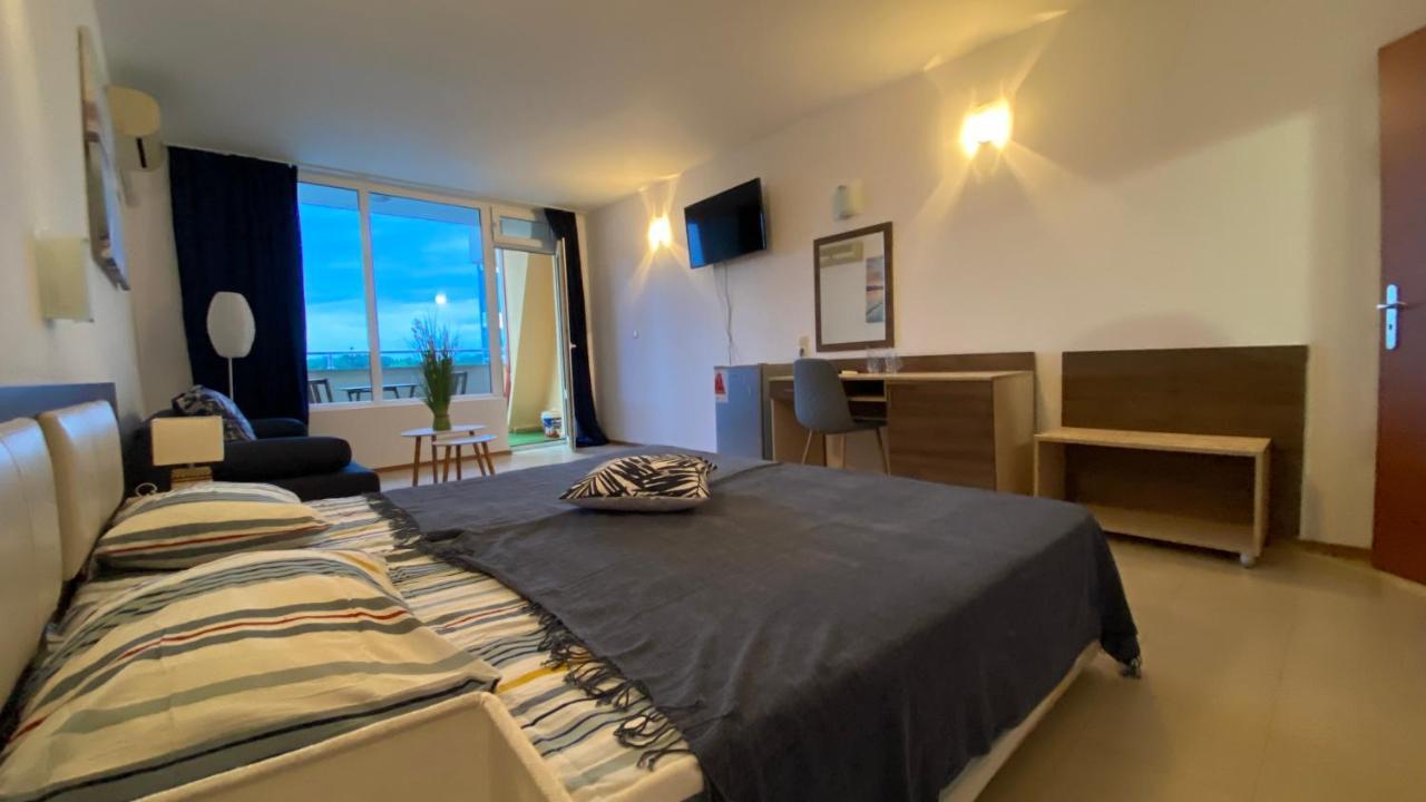 Esperanto 401 Large Studio Pantai Sunny Luaran gambar